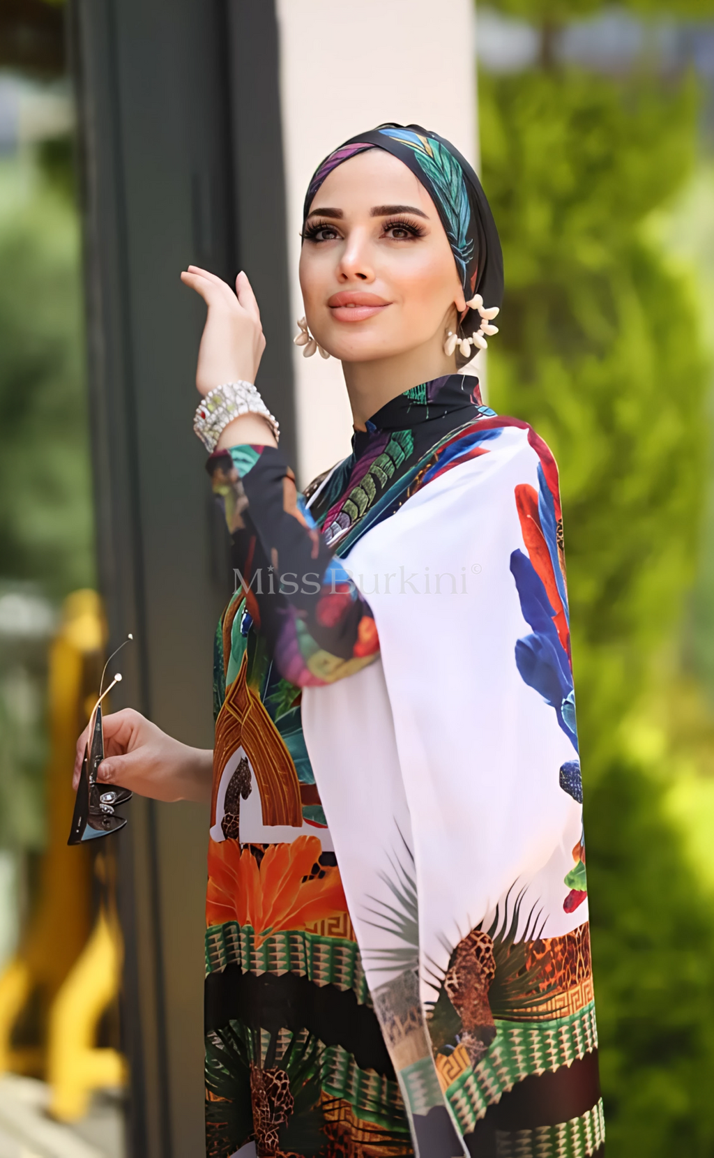 Burkini dames met pareo van stad van goud – The Kaftan