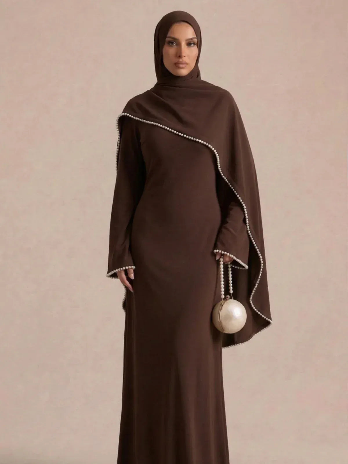 Abaya Bruin