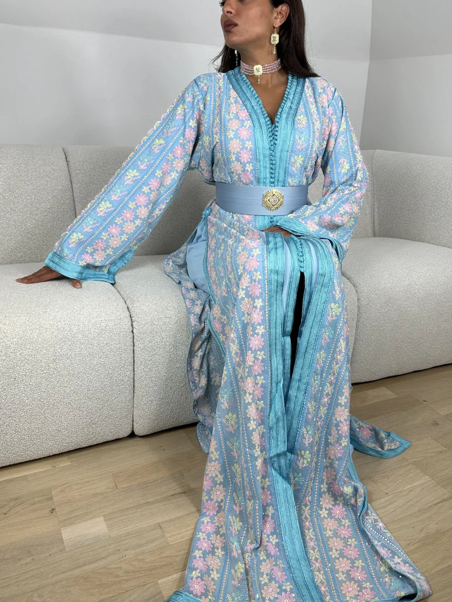 Kaftan Himmelblau und Goldfarben
