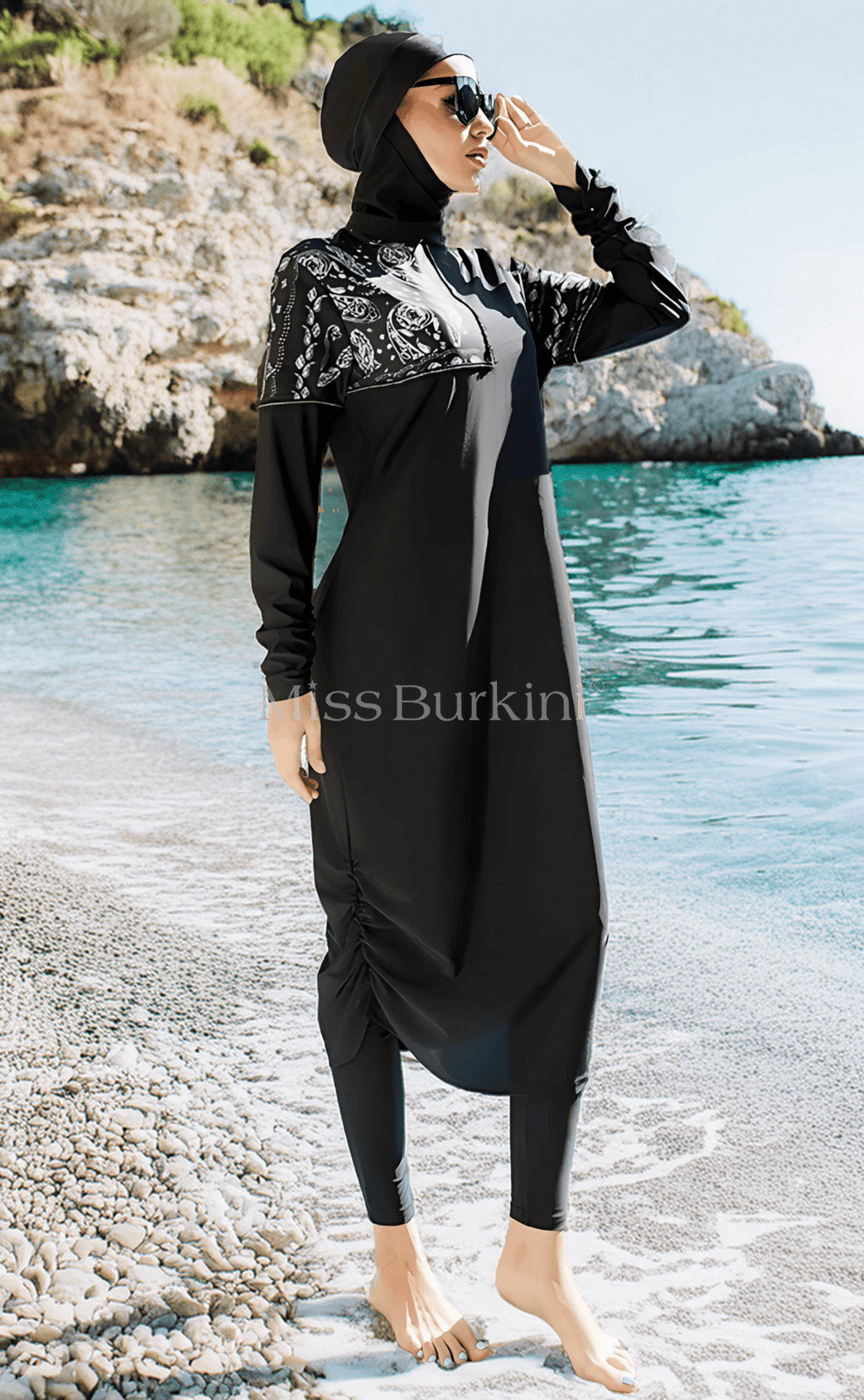 Verschleierte Frau Burkini Jasmina schwarz weiße Muster