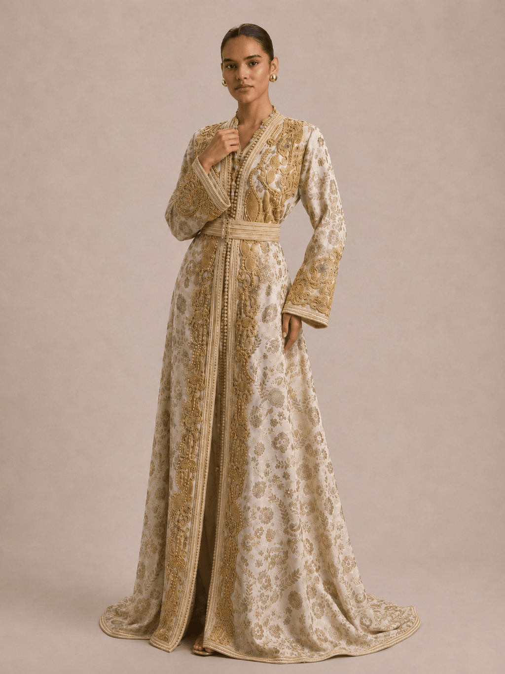 Kaftan Weiß und Goldfarben