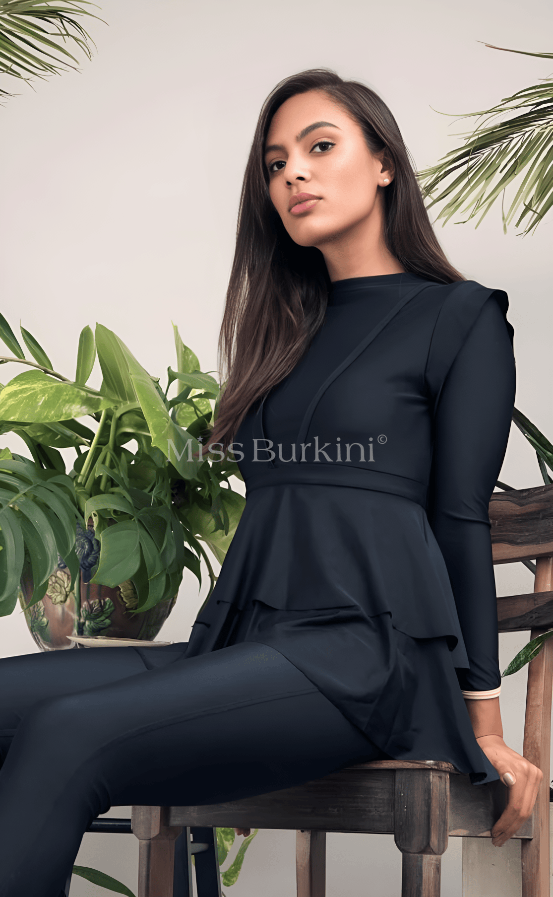 Schwarzer Antalya Badeanzug-Burkini
